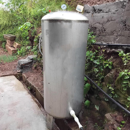 Water Supply System, Fully Automatic Well Water Storage Tank, Stainless Steel Pressure Tank with mounting Fittings for Well/Industrial Cleaning/Garden Watering(500L/132gal)